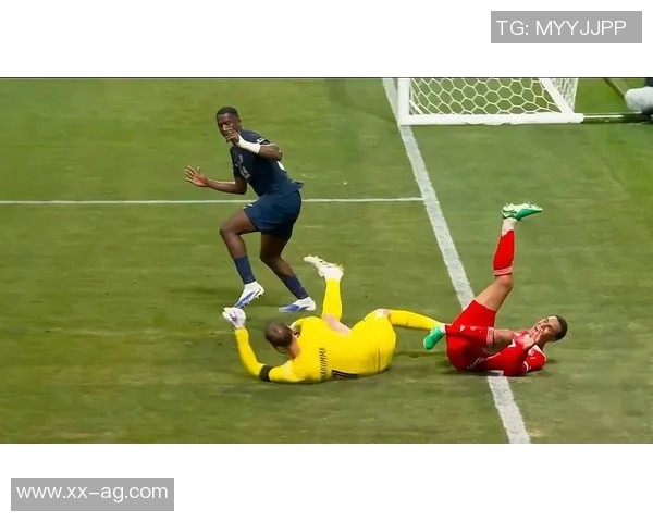 父亲：批评巴博萨罚失点球的人应关注登贝莱同样失误